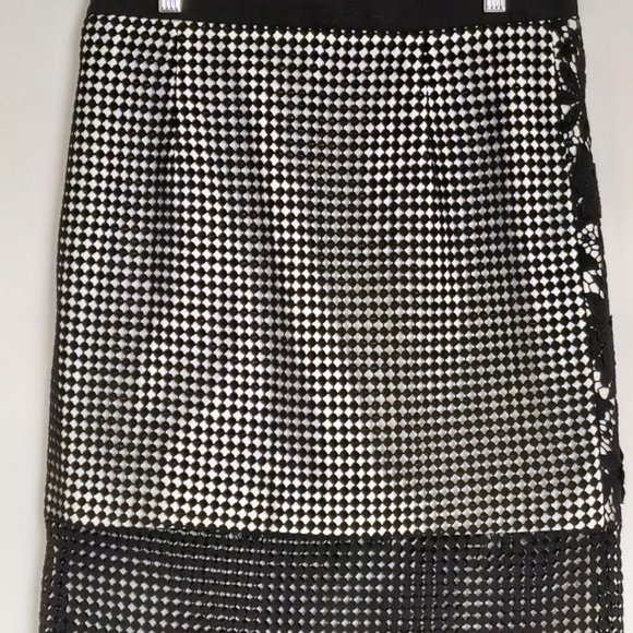 Tibi Basia Black Lace Pencil Skirt Size 6 - Picture 6 of 9